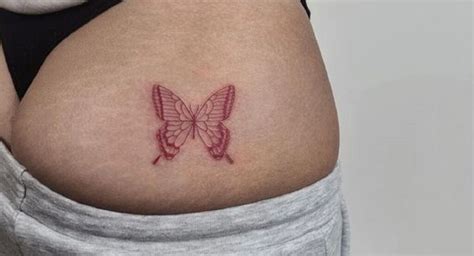 tatuaje en gluteos|Tatuajes en los glúteos para mujer: nueva tendencia。